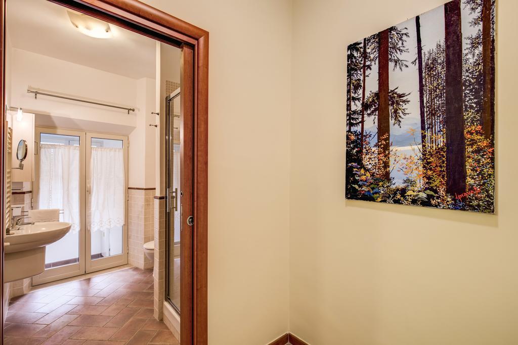 Appartamento Via Del Monte Della Farina Řím Exteriér fotografie